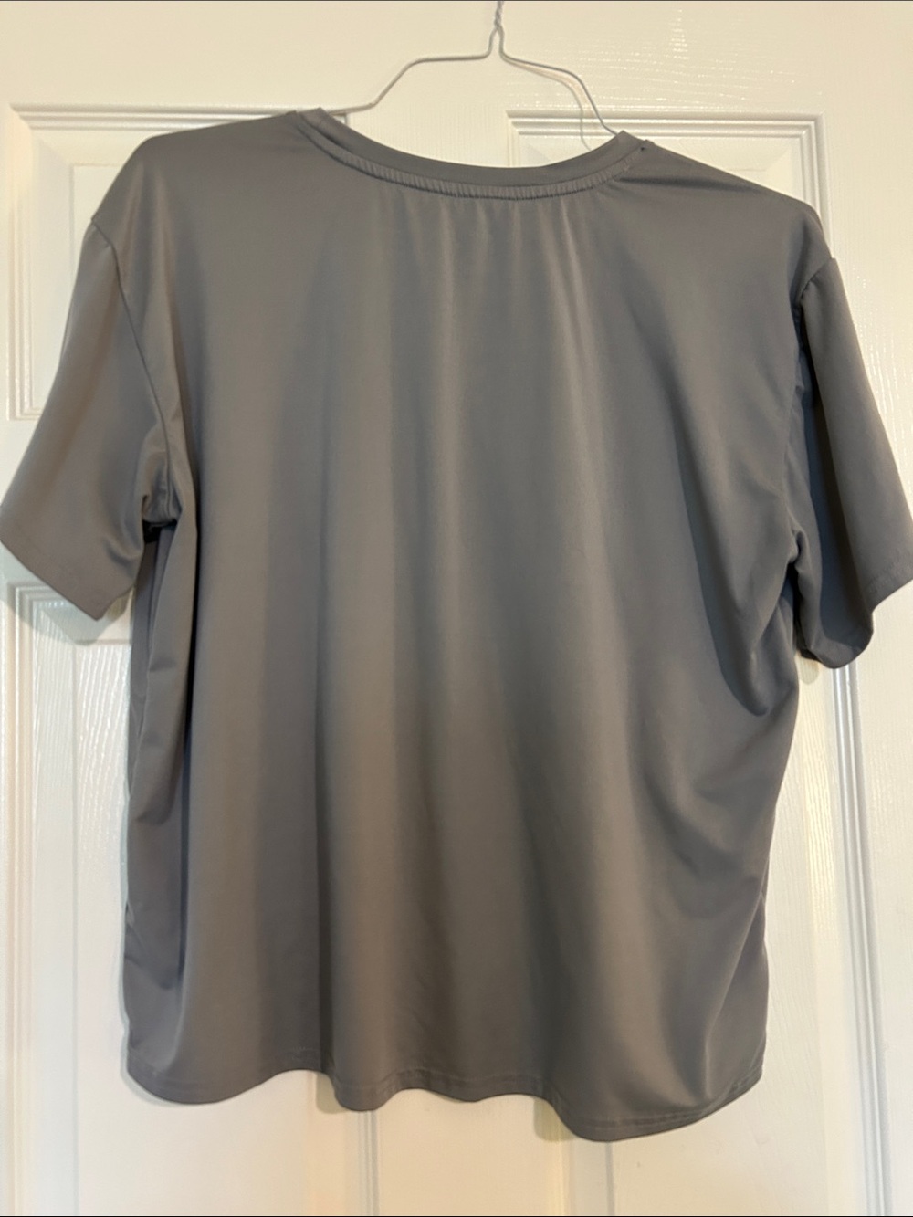 OrangeTheory Boxy Gray Short-Sleeve Women's Top - performance material - Picture 4 of 5